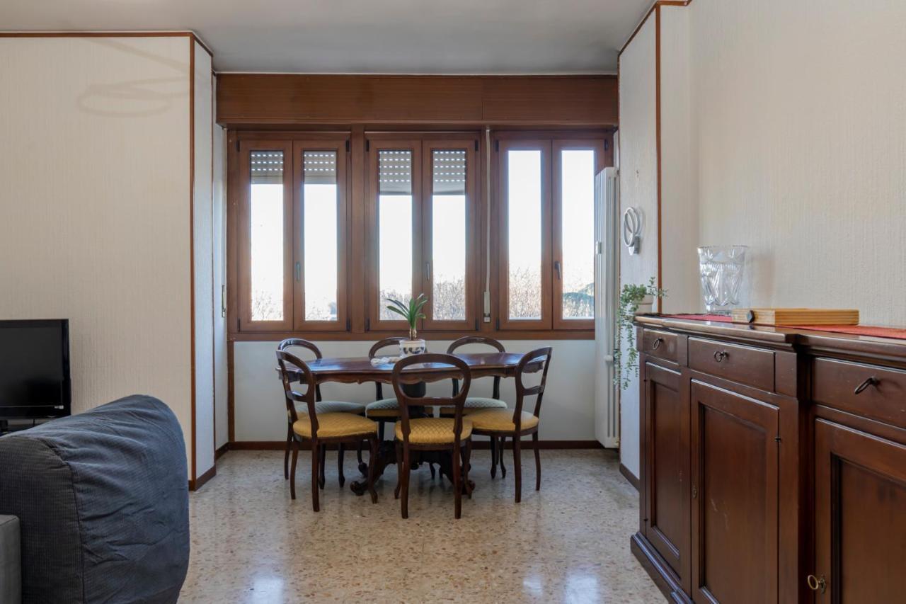I Host Apartment - Ande 12 Милано Екстериор снимка