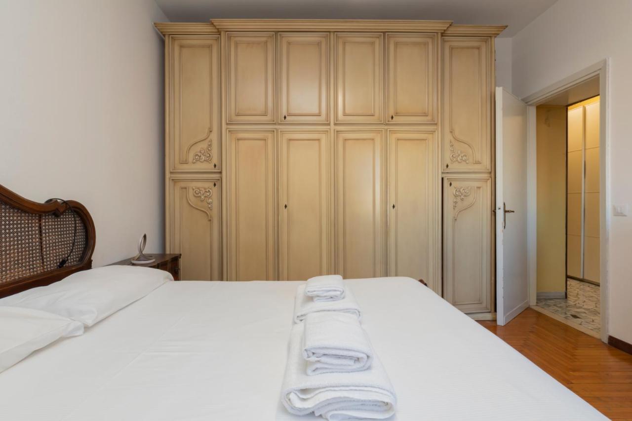 I Host Apartment - Ande 12 Милано Екстериор снимка